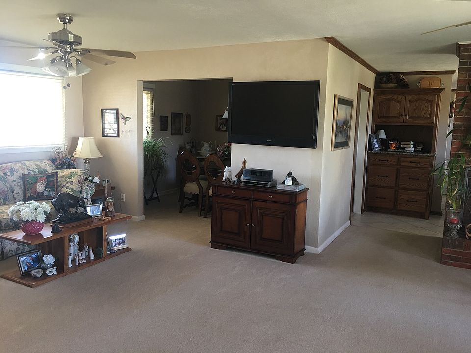 1st image of 1709 Gillham Dr