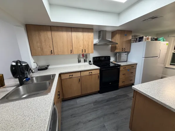 290 Paradise Blvd APT 44, Melbourne, FL 32903