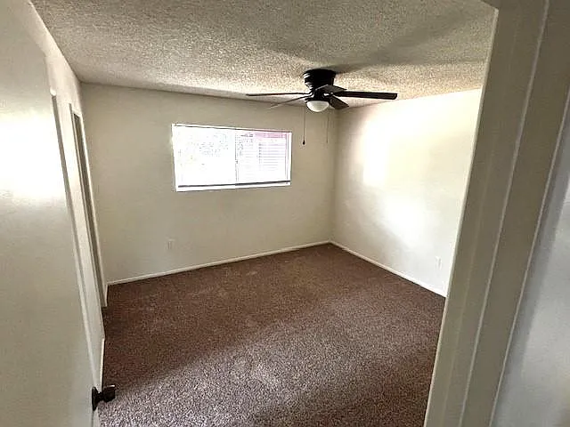 915 Malaga Pl — Photo 8