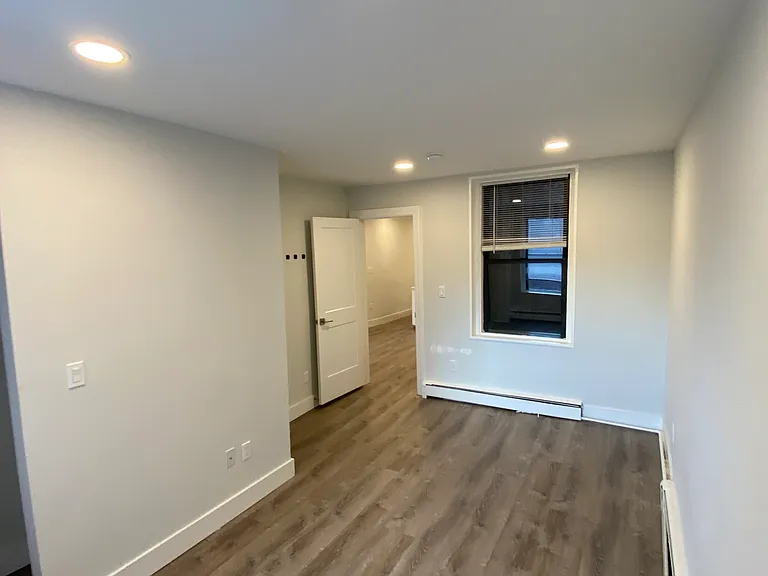 44 Joy St #6 — Photo 9