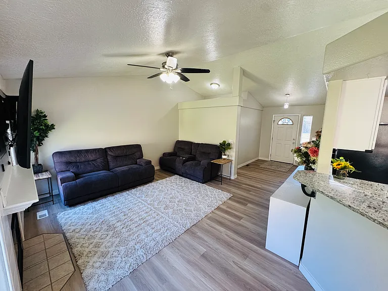 2717 N Shoveler Way — Photo 4
