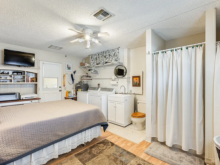 12611 W Keystone Dr — Photo 22