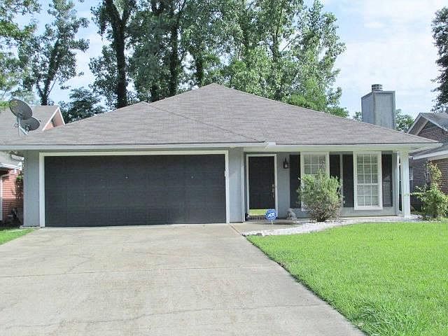1st image of 114 Trailwood Dr