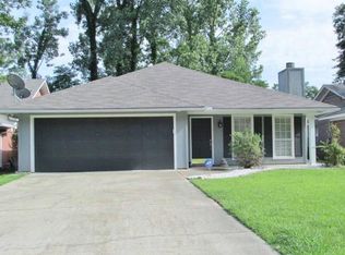 114 Trailwood Dr, Vicksburg, MS 39180