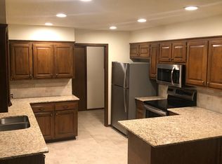6904 N Spinnaker Ln, Oklahoma City, OK 73116