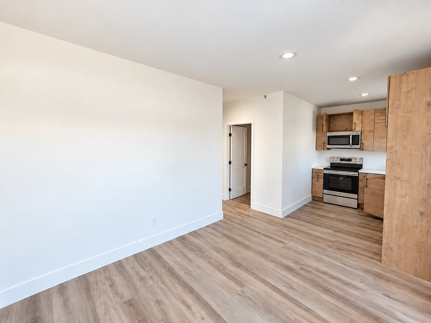 2147 Balboa Ave — Photo 1
