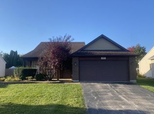 1371 Burns Dr, Elgin, IL 60120