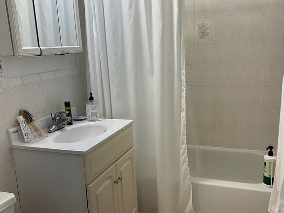 4th image of 23-30 B Way #2