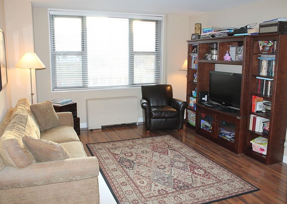 1st image of 444 E 86th St APT 8C