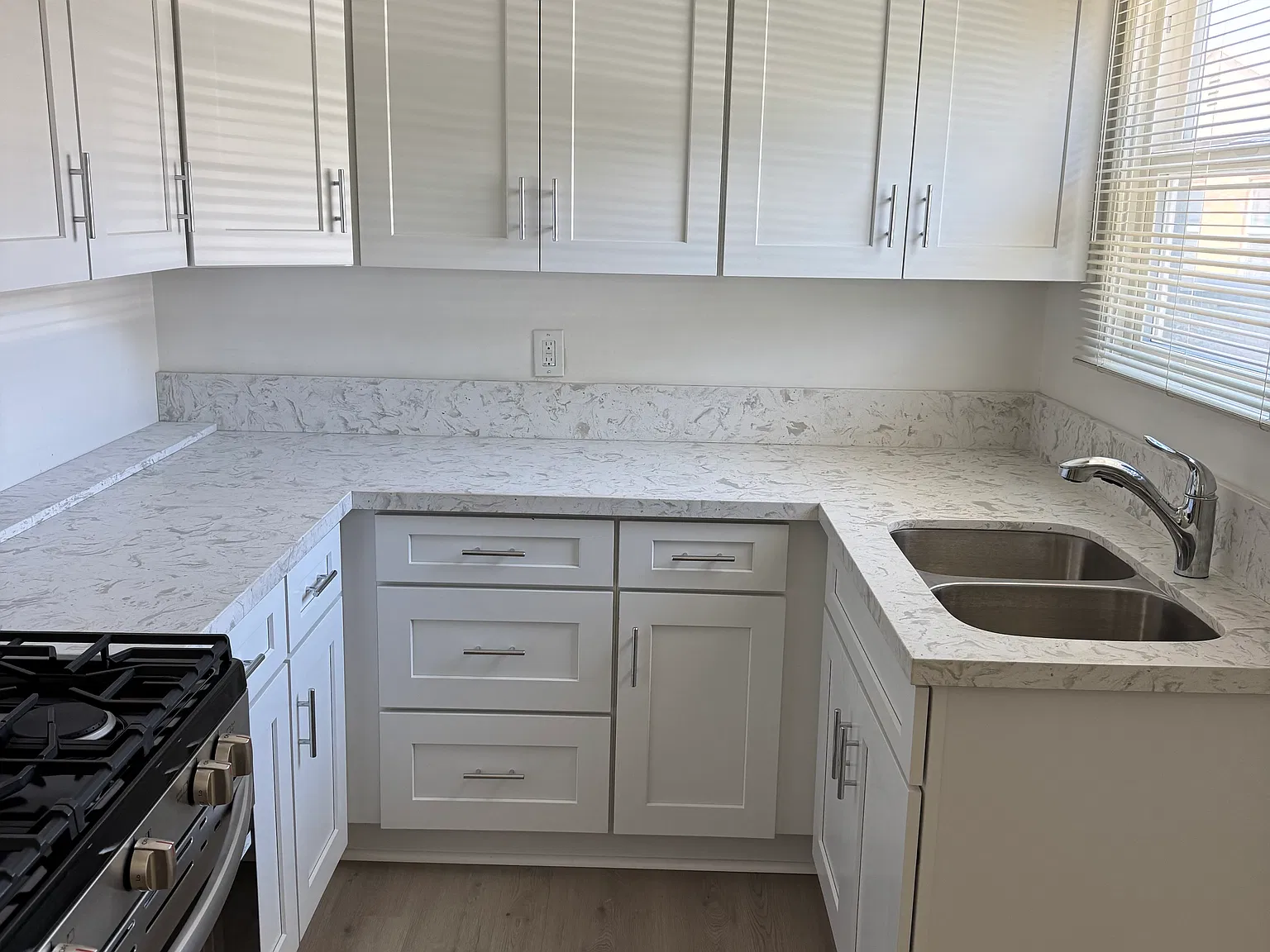 2 bed, 750 sqft, $2,295 — Photo 1