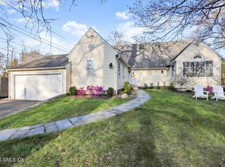 55 Oval Ave, Riverside, CT 06878