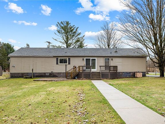 3rd image of 9347 Coal Hill Rd