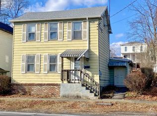 26 S Washington St, Athens, NY 12015