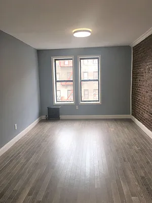 Rented by Bruma Realty LLC | media 18