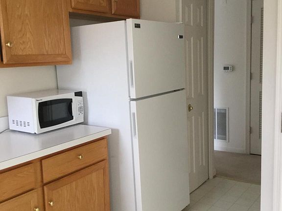 5th image of 1404 Bonnett Pl Unit 140