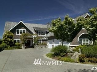 7 N Camano Dr, Camano Island, WA 98282