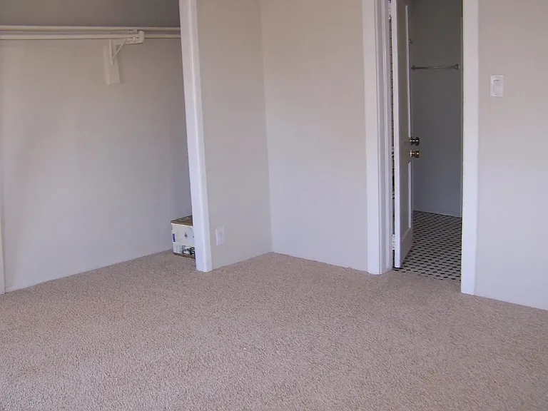 3805 N 9th Pl — Photo 10