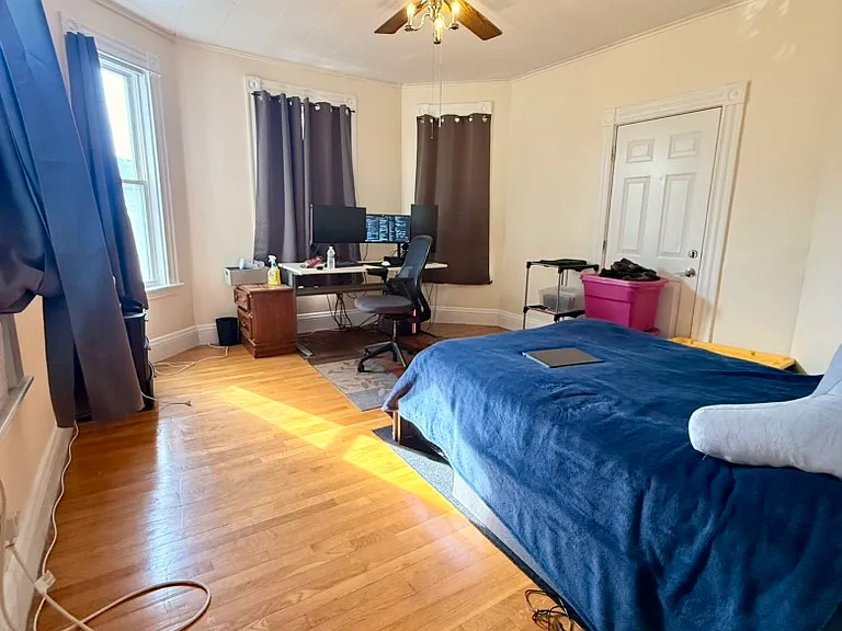 202 Market St #1 — Photo 11