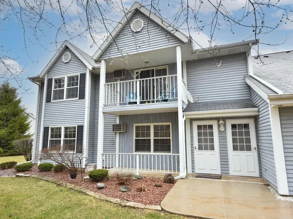 259 Minz Park CIRCLE #2, West Bend, WI 53095