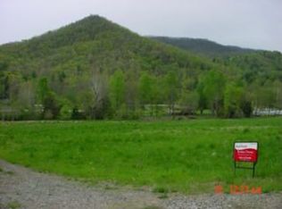 2517 River Rd, Franklin, NC 28734