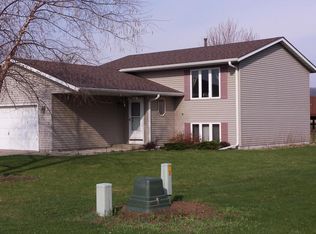 510 W Harrison St, Lake City, MN 55041