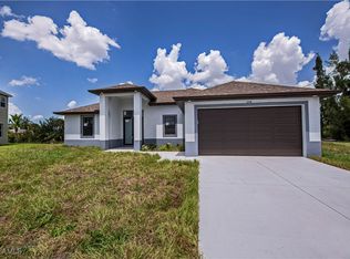 310 Kismet Pkwy W, Cape Coral, FL 33993