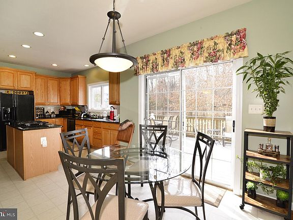 5th image of 44623 Potomac Dr
