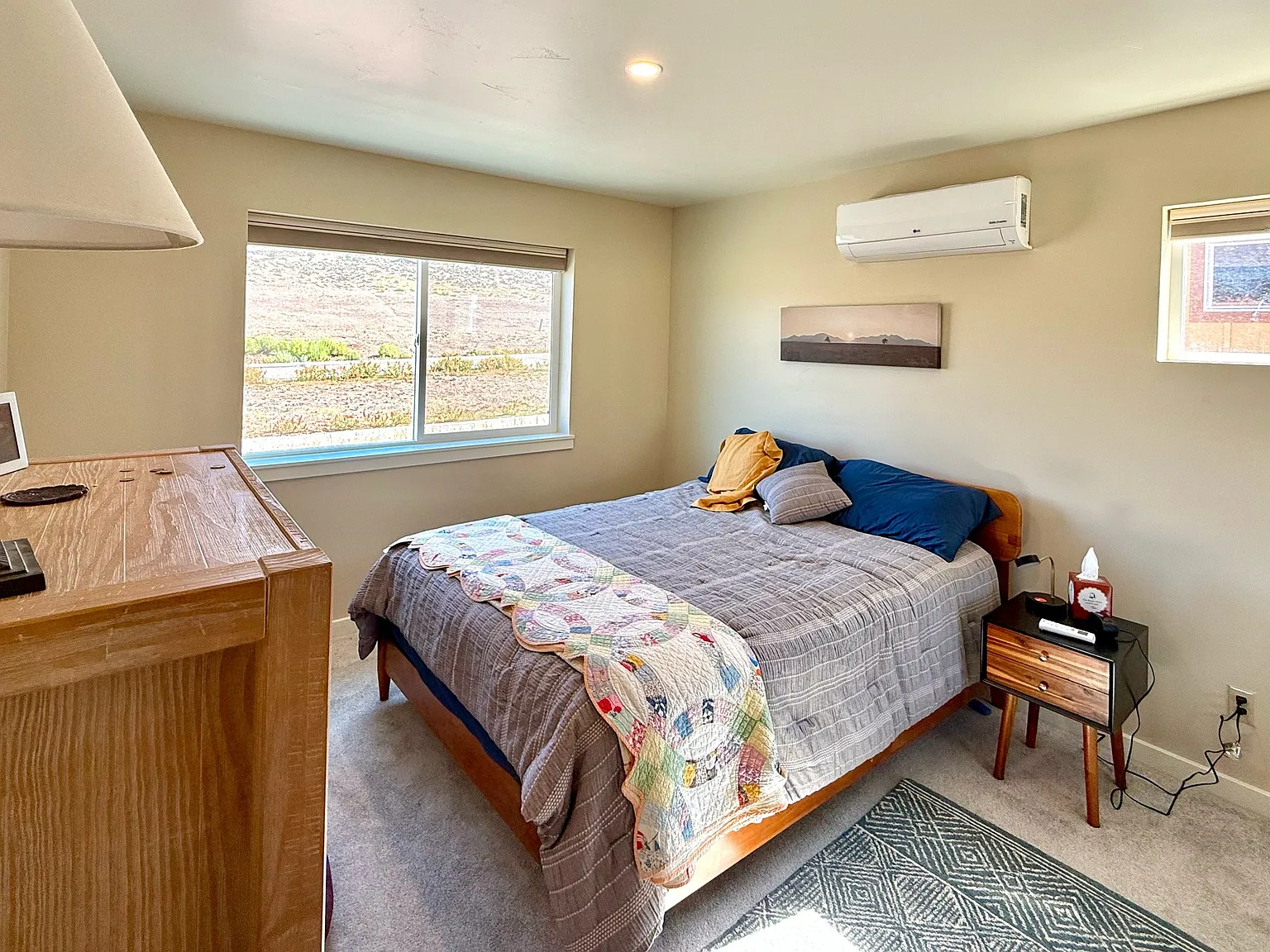 2 bed, 900 sqft, $2,500 — Photo 2