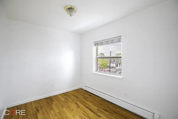 Rented by CORE | media 6