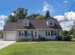 1742 Westwood Dr, Erie, PA