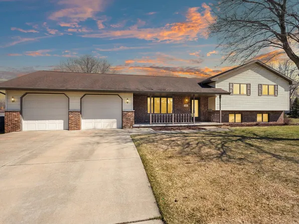 520 Keune St, Seymour, WI 54165