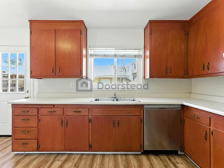 4339 Adeline St #B — Photo 25