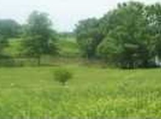 2 Lakewood Dr, Trafalgar, IN 46181