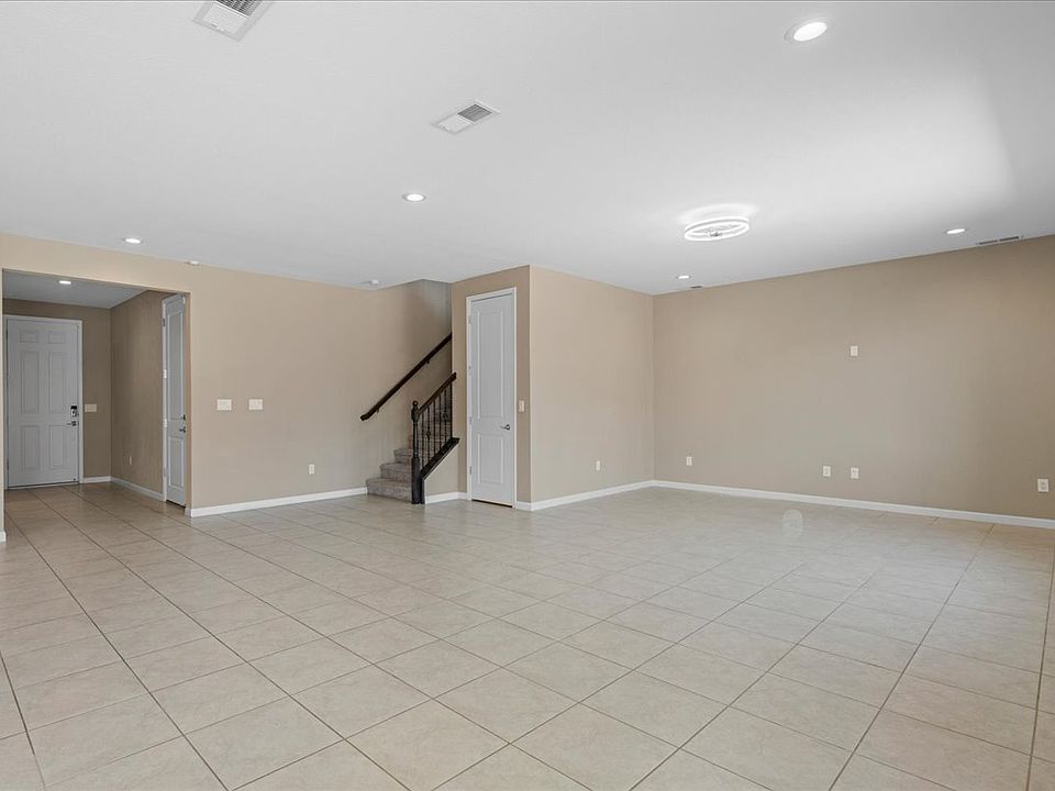 1st image of 2228 Butte Creek Dr