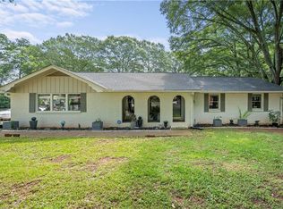138 Club Cir, Stockbridge, GA 30281