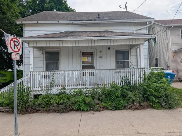 700 Cedar St, Muscatine, IA 52761