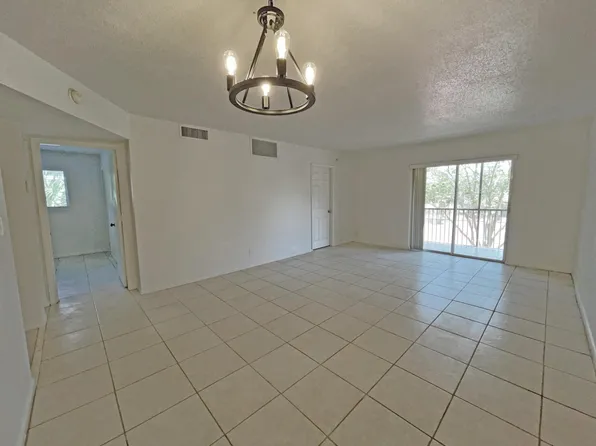 253 S Cypress Road #233, Pompano Beach, FL 33060