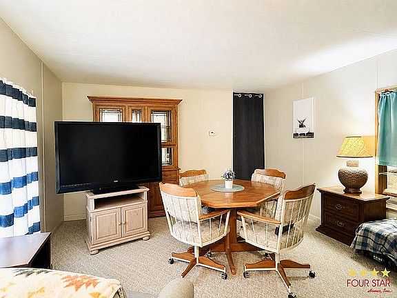 5th image of 203 Irwin Dr