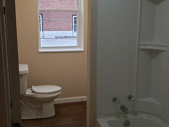 2nd image of 346 North St