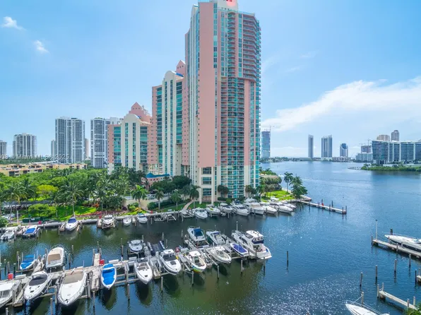 3340 NE 190th St, Aventura, FL