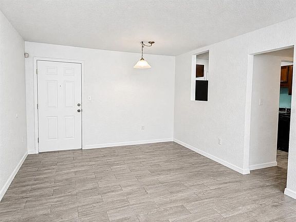 4th image of 1916 Conway Rd APT 6