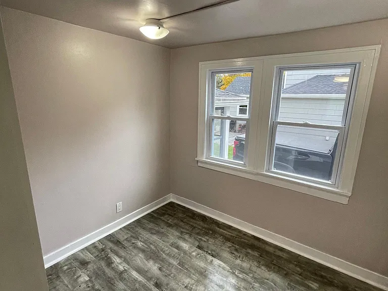 173 Caroline St #LOWER — Photo 6