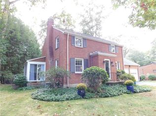 108 Woodridge Rd, Butler, PA 16001