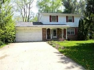 2135 Ashbrook St, Louisville, OH 44641