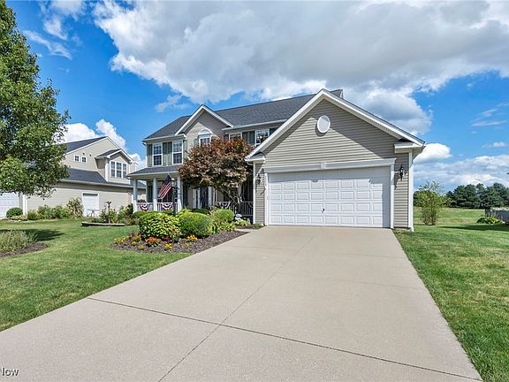 3rd image of 3373 Stillwater Dr