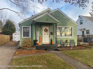 914 Stanley St, Lansing, MI 48915