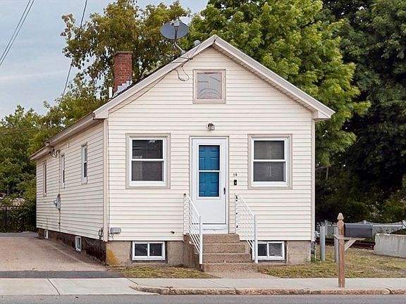 3rd image of 12 Hartford Ave E