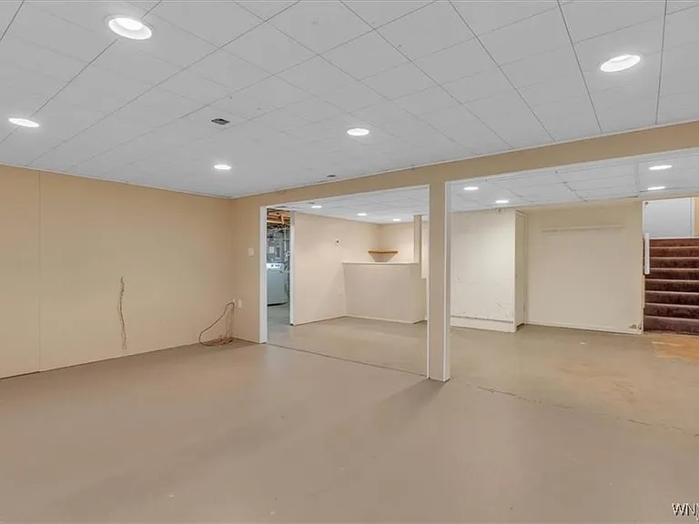 116 Segsbury Rd — Photo 24