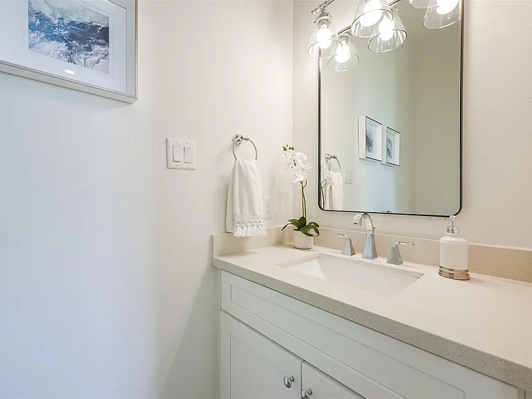 5630 Balbo St — Photo 25