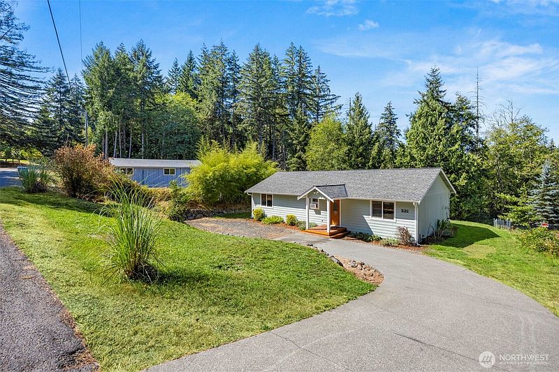 2nd image of 231 E Snowcap Drive